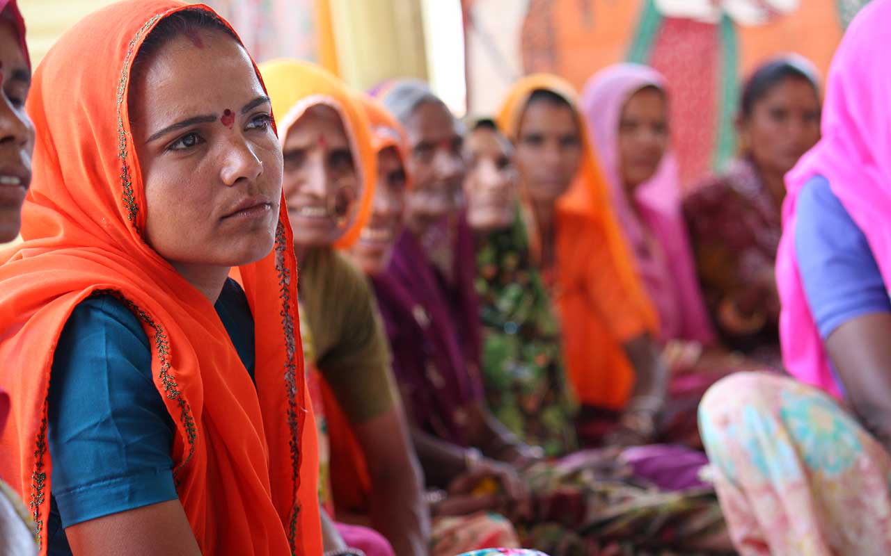 A village council head from a village in Alwar district of Rajasthan in India attends a meeting organized by UN Women’s partner The Hunger Project, to develop her leadership skills. Women get together to discuss priority issues and find solutions to problems such as alcoholism, lack of roads or drinking water.